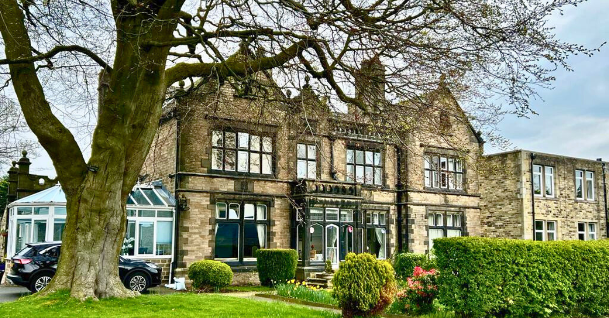 Care home boss struck off after neglecting residents